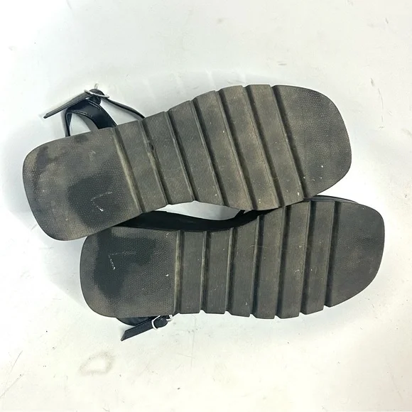 MADDEN GIRL Vault Platform Y2K 90s Black Strappy Chunky Heel Sandal Size 9 - Picture 9 of 9